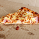 Illustration for article titled This Drunk-Friendly App Leads You to Strangers Delicious Leftovers